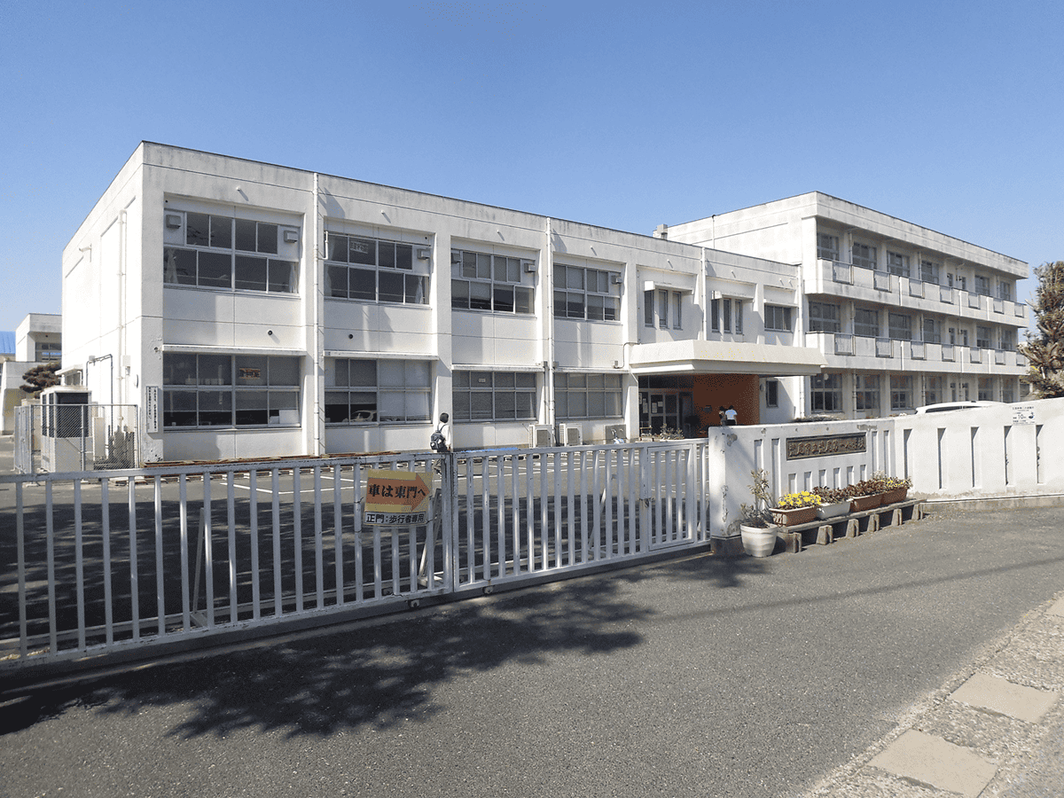 荒尾第一小学校