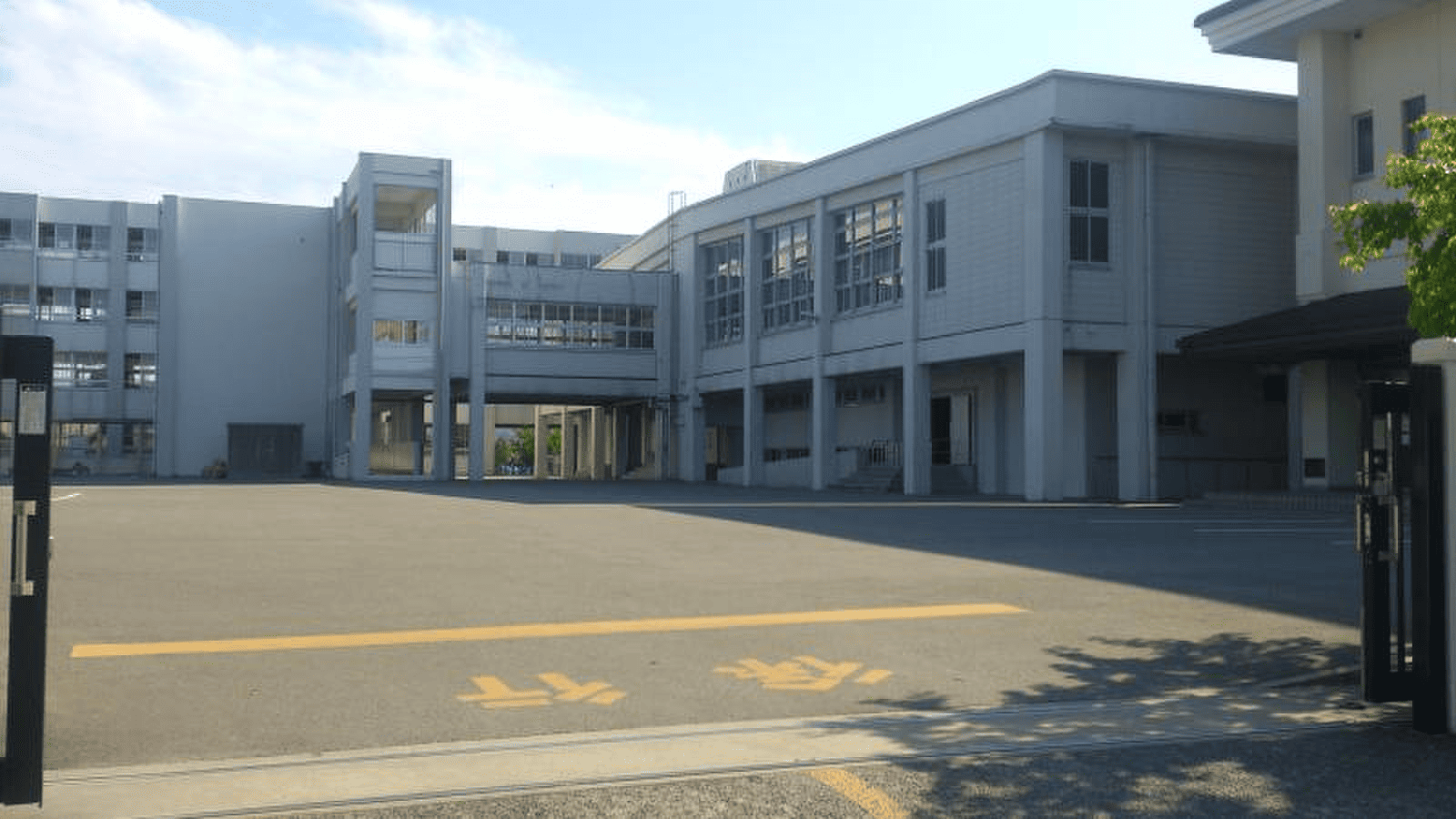 古賀中学校