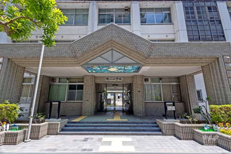 滝川小学校
